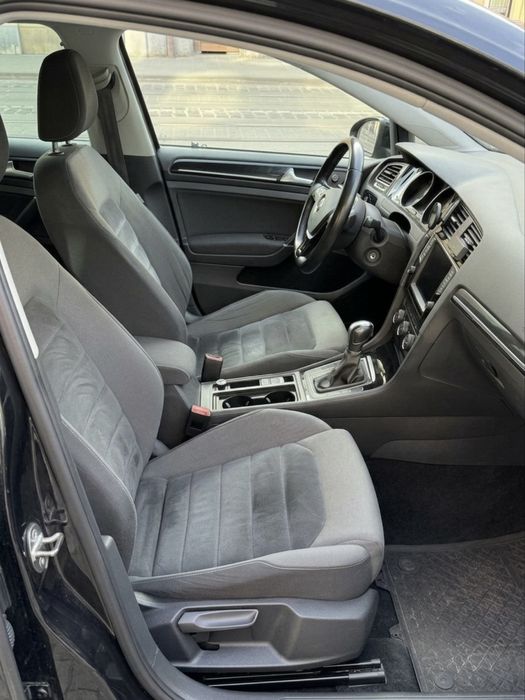Volkswagen Golf 2012 VIN WVWZZZAUZDW007279 фото оголошення 4 з 8