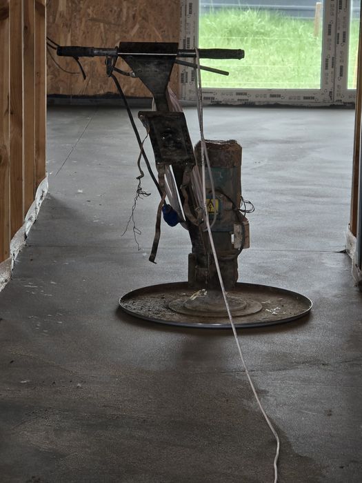 Стяжка пола штукатурка стяжка механізована.