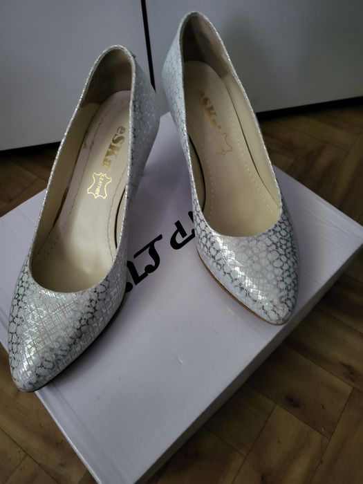 Buty damskie- szpilki