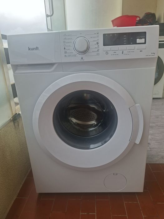 máquina de lavar roupa COMO NOVA 8kg