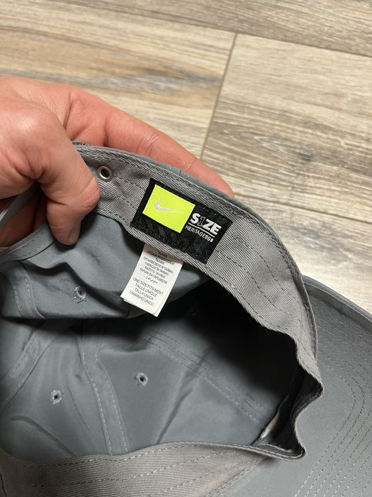 кепка Nike metal swoosh