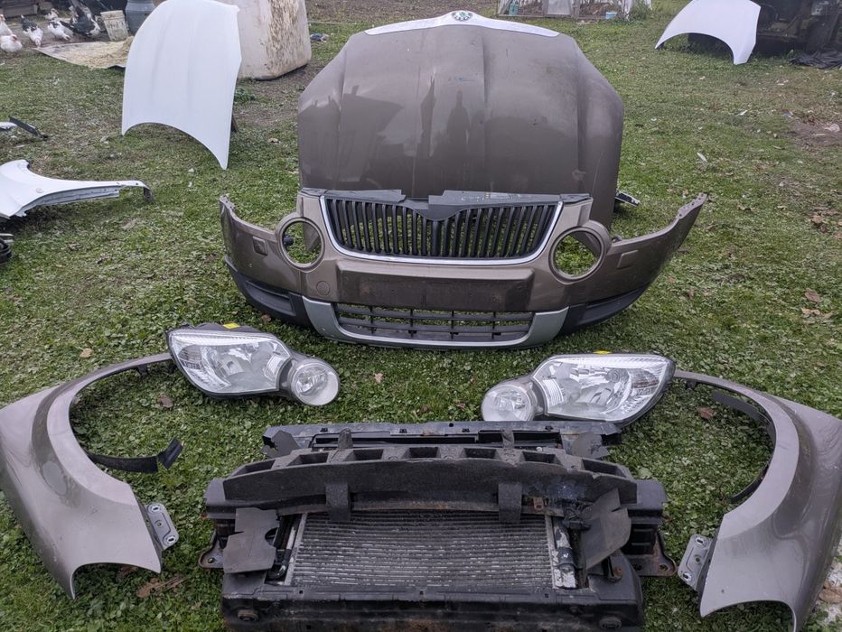 комплектний перед бампер фари капот телевізор skoda yeti