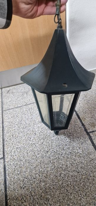 Candeeiro para exteriores da casa