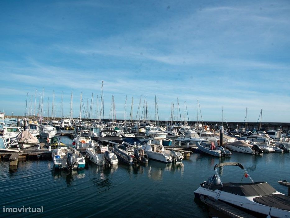 Apartamento T2 com terraço, em Cascais