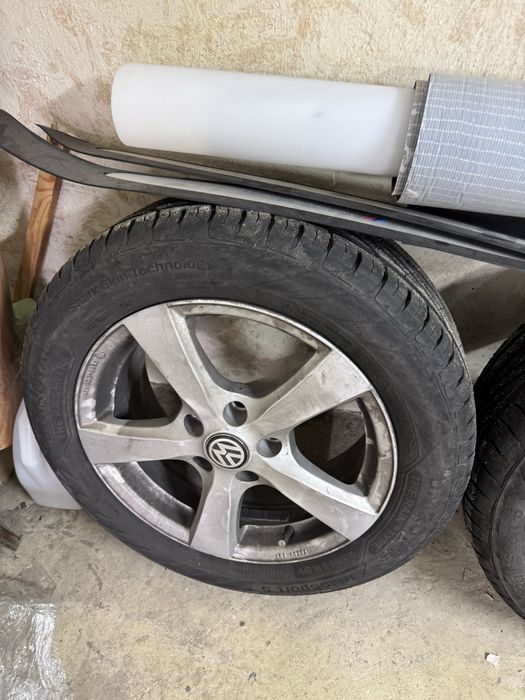 Диски з резиною на Volkswagen