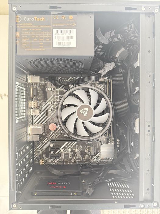 PC Basalt V3 - AMD446749647979171844