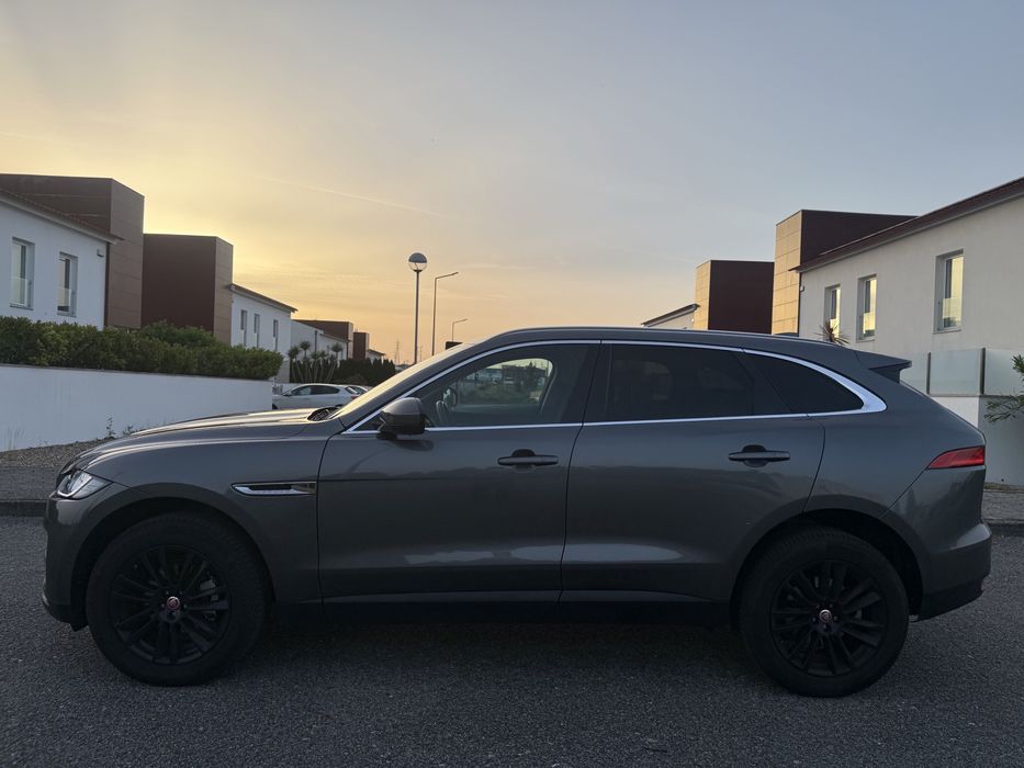 Jaguar F-Pace AWD - 110000kms - Com GARANTIA