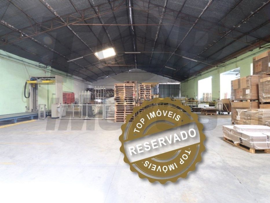 Armazém para Venda - Salvaterra de Magos - 1216,58m2 - 300.000€