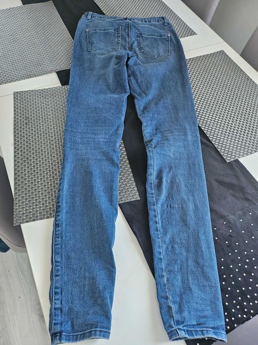 Śliczne jeansy firmy Only rozm.36