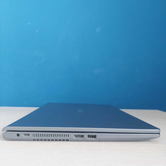Laptop ASUS D515D - używany + mysz SilverCrest HG06607A