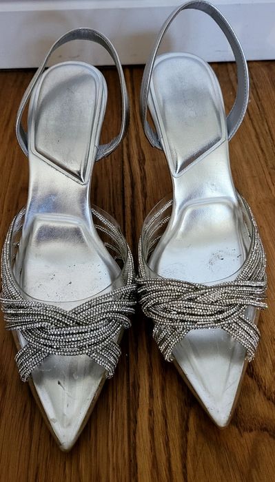 Szpilki Aldo z koralikami