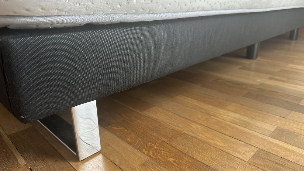 Cama casal com colchao e cabeceira