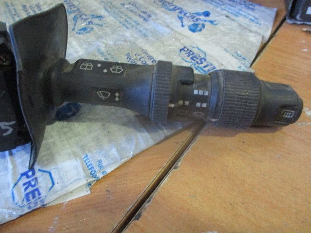 Conjunto / manetes de luzes e limpa vidros ALFA ROMEO 145 (930_)