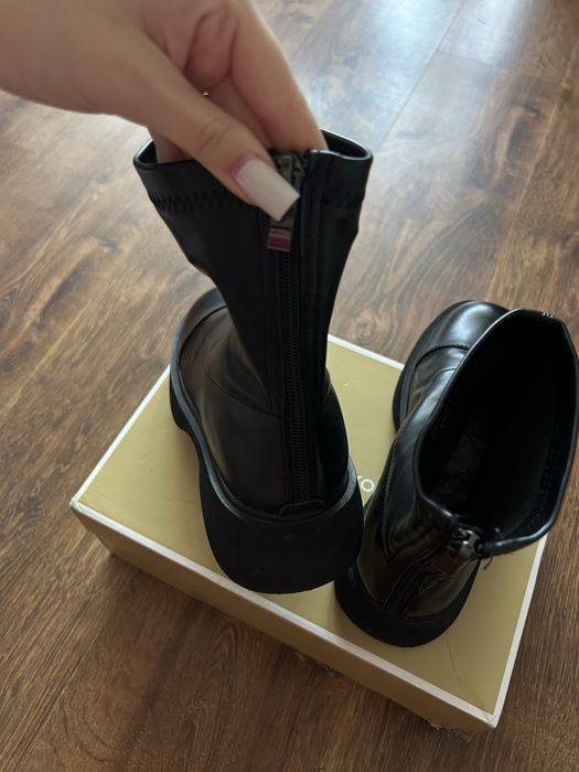 Весняно-осінні сапожки