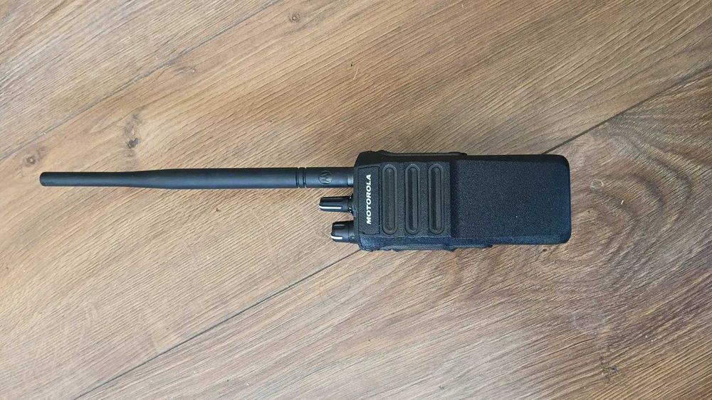 Продам Motorola R7a