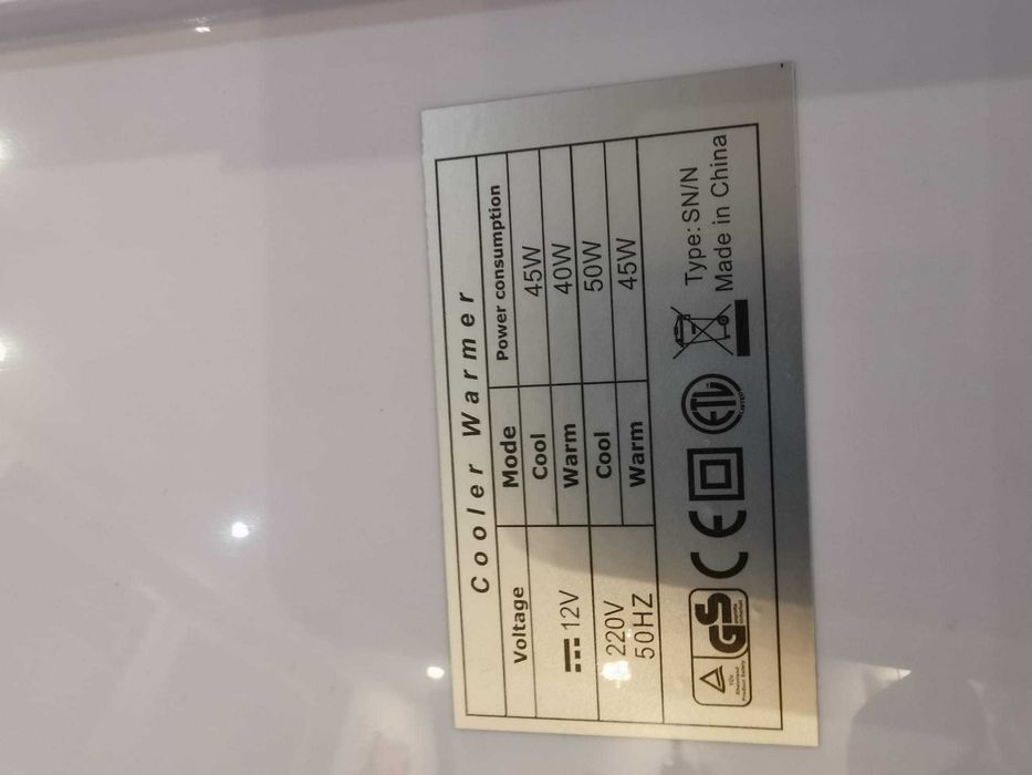 Mini lodówka na kosmetyki "Coldy mini"