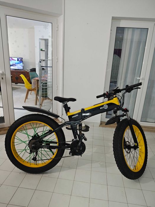 Bicicleta eletrônica Bezior x1000 acelerar e andar