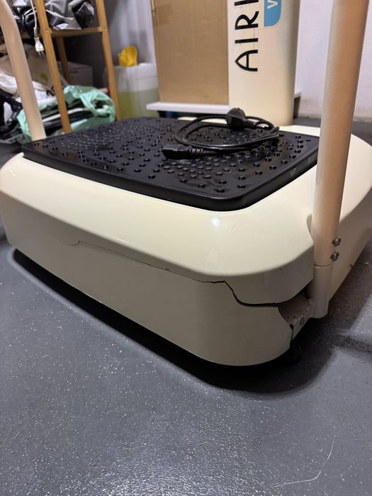 Plataforma vibratoria AIRIS Fitness