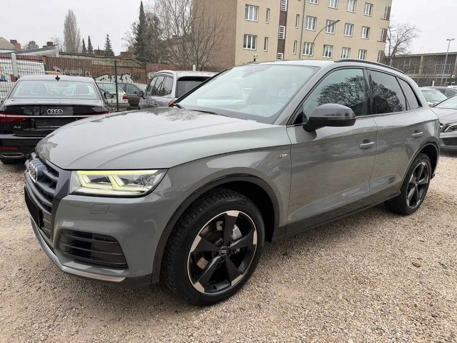 Audi Q5 S-Line 2.0 TDI