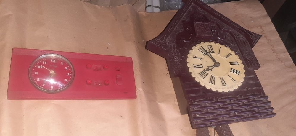 Часы кукушка Маяк. часы кухонные Кварц янтарь