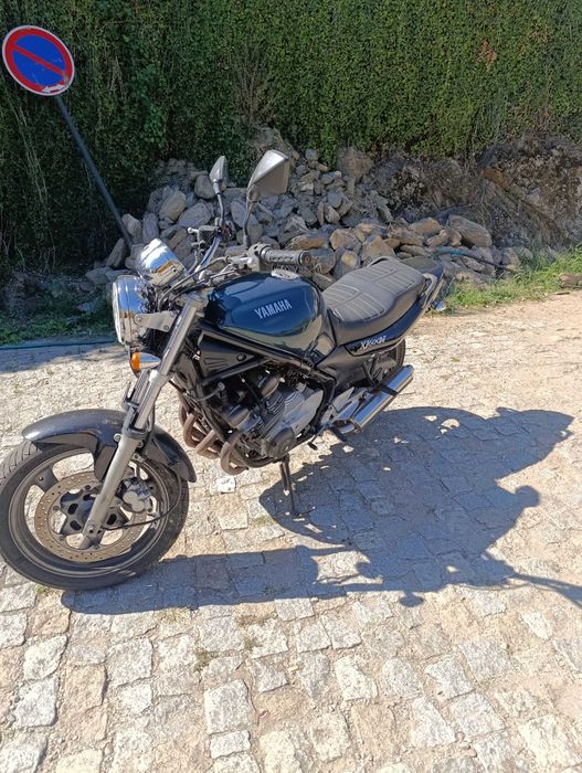 Yamaha XJ600N de 2001