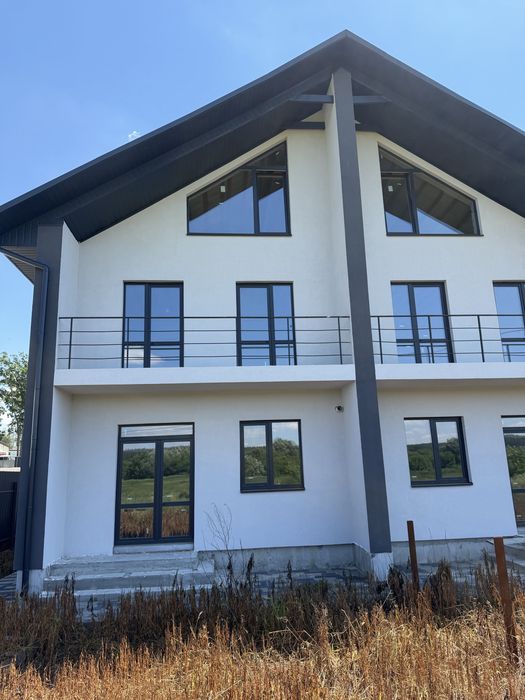 Таунхаус з ГАЗОМ - 145кв - всього за 67000 у.е- Біля Київа