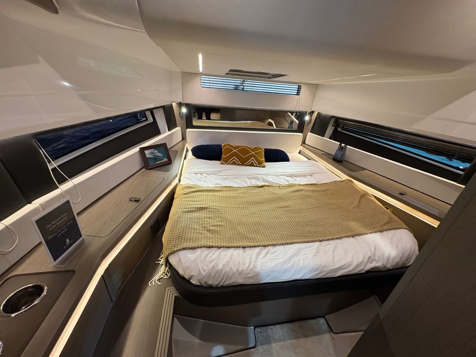 Wellcraft 38 Explorer jacht motorowy 3x 350 km Mercury - NOWY !