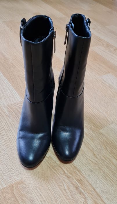 Черевики, ботильйони