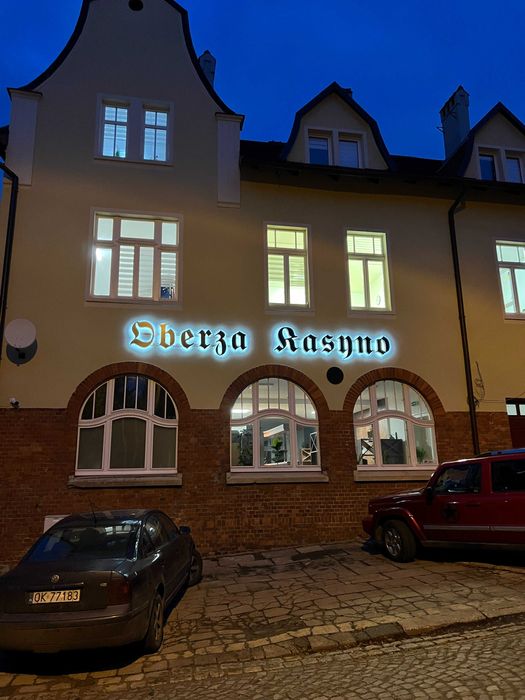 Lokal  gastronomiczny z wyposażeniem , wynajmę