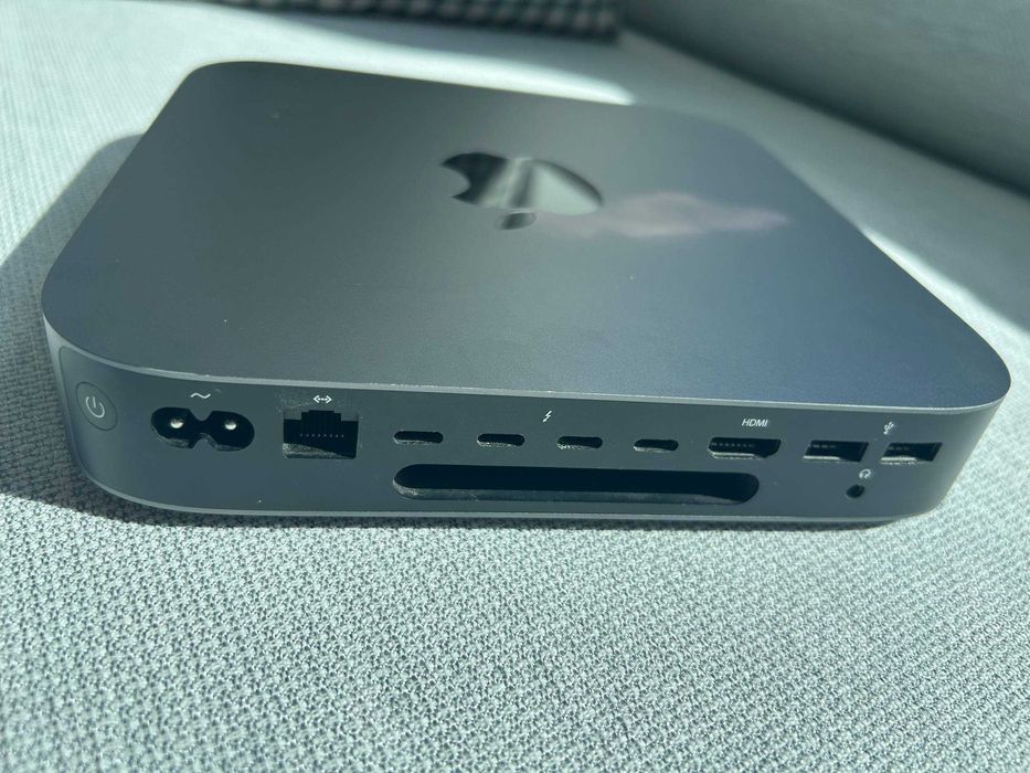Apple Mac mini 2018 A1993 i5/32GB DDR4/SSD 256GB
