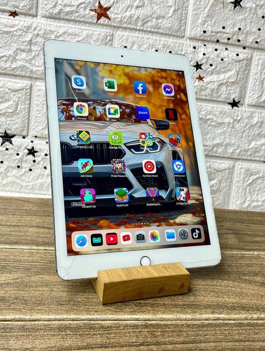 Планшет Apple iPad Air (Читайте опис)