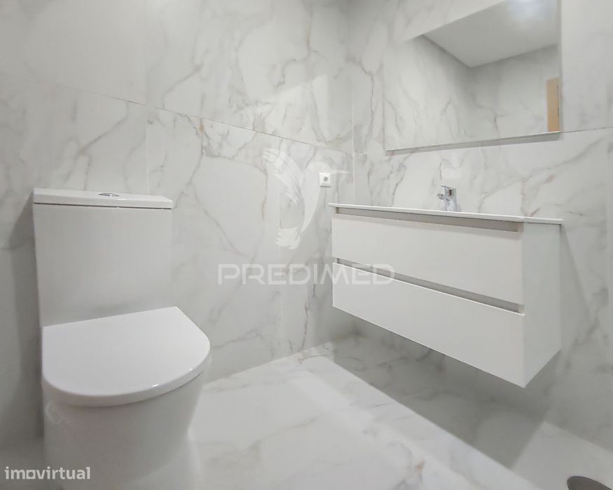 Apartamento T1 com terraço