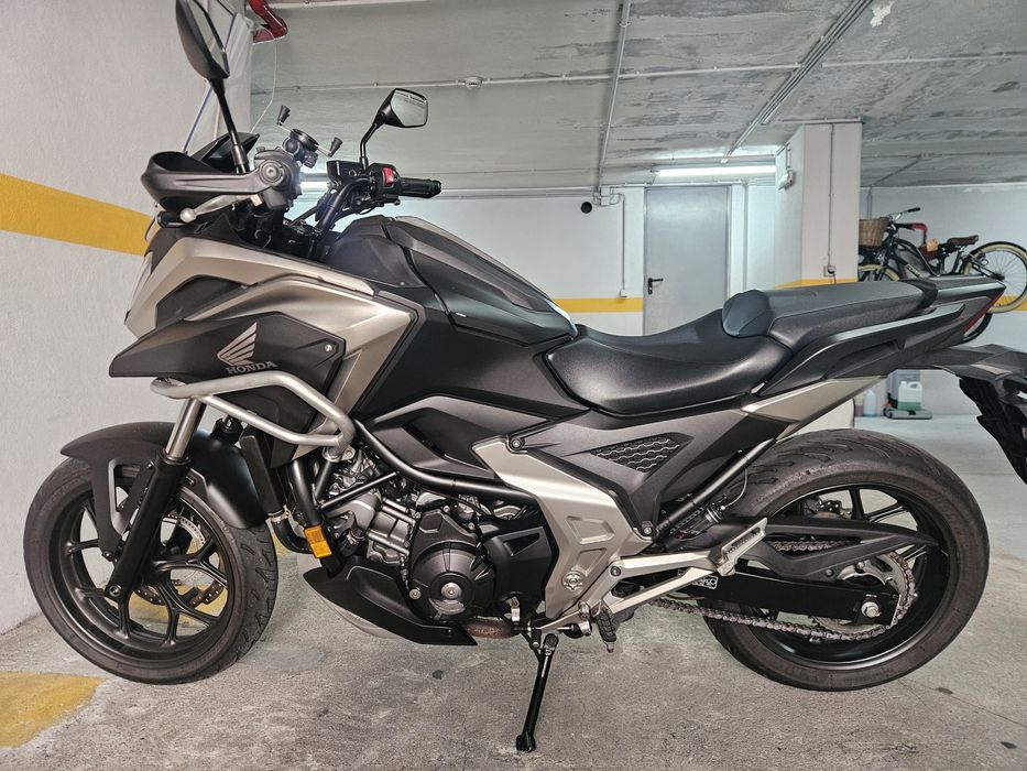 Honda nc 750x, 2021, 22.000 km
