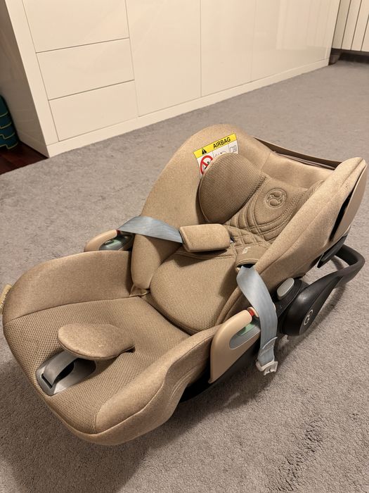 Cybex Cloud T i-Size e Isofix rotativa