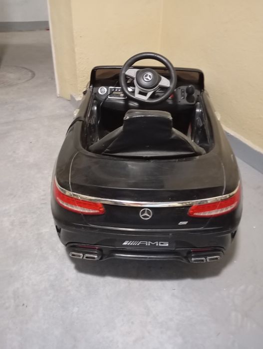 Auto Mercedes dla chłopca
