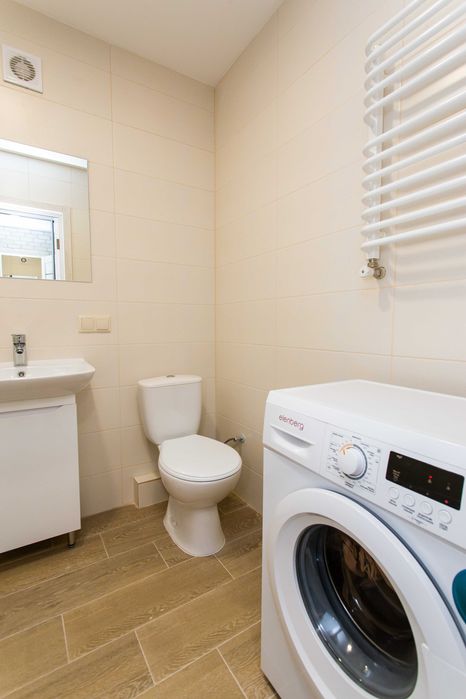 Бам. Поруч парк. Власник. Звітні документи. Квартира подобово