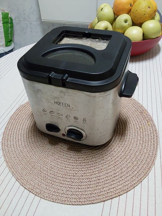Fritadeira HOFFEN 1.2LT em bom estado