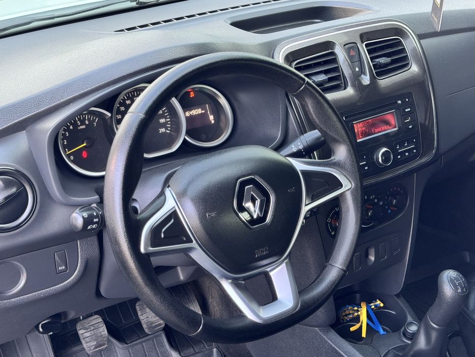 Renault Logan Sedan