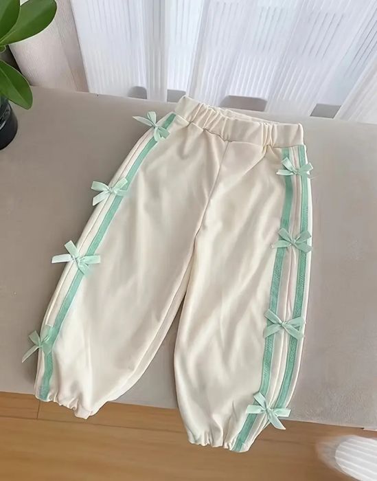 Спортивні штани для дівчинки