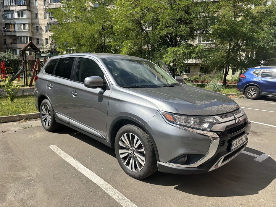 Mitsubishi Outlander 2019