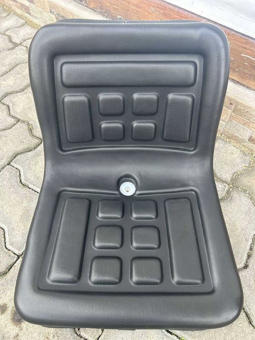 Banco Universal Preto