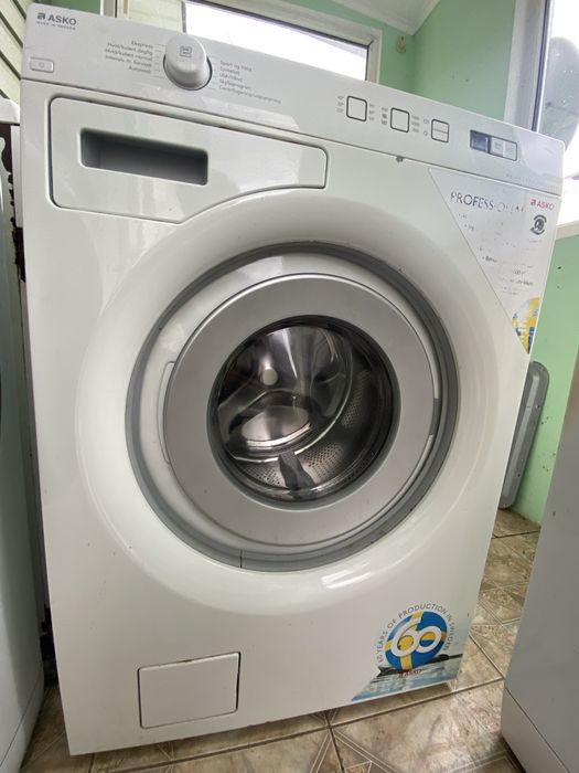 Професійна пральна машина ASKO