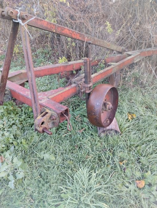 Продам трактор т-74.