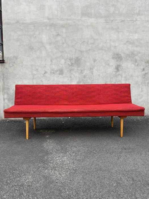 Sofa Navratil . Czechoslowacja. Prl