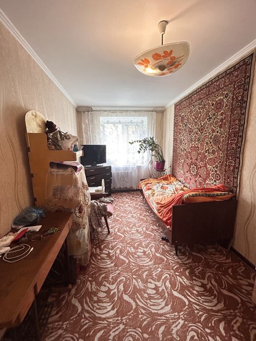 Продам 3-х кімнатну квартиру. Під програми