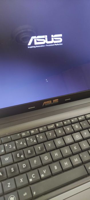 Selling ASUS X55U PC64738893296129122