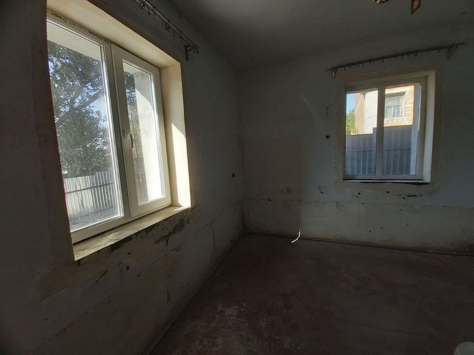 Продаж половини будинку(2 квартири)) можливо під виплату)
