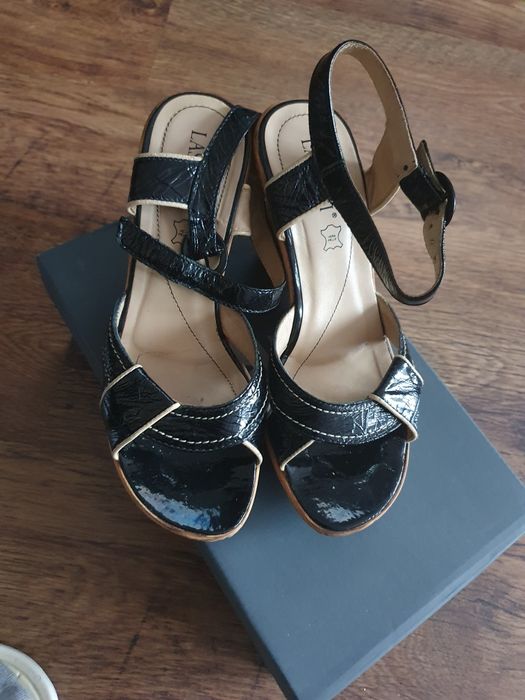 Buty rozmiar 38.