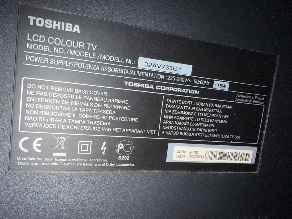 TV Toshiba Regza 32 Polegadas (Com detalhes no ecrã)