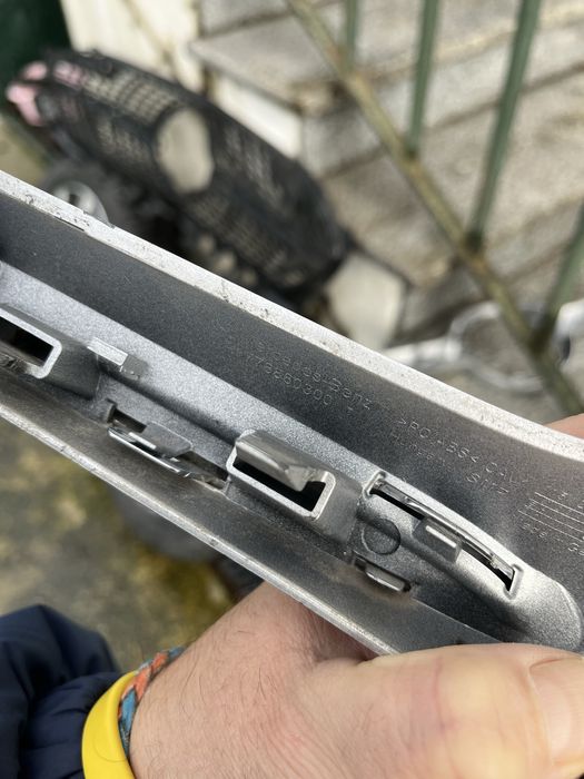 Grelha frontal Mercedes a180 - w177